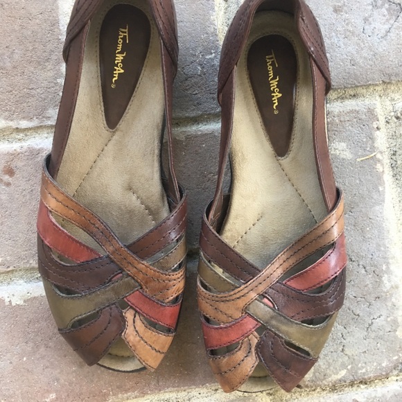 thom mcan earth shoes